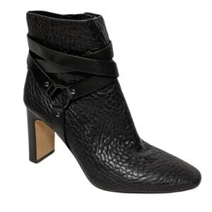 VINCE CAMUTO Sestina Pebbled Leather Booties 9